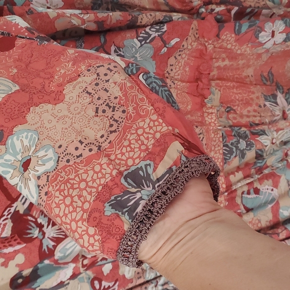 Tunic - Picture 4 of 7